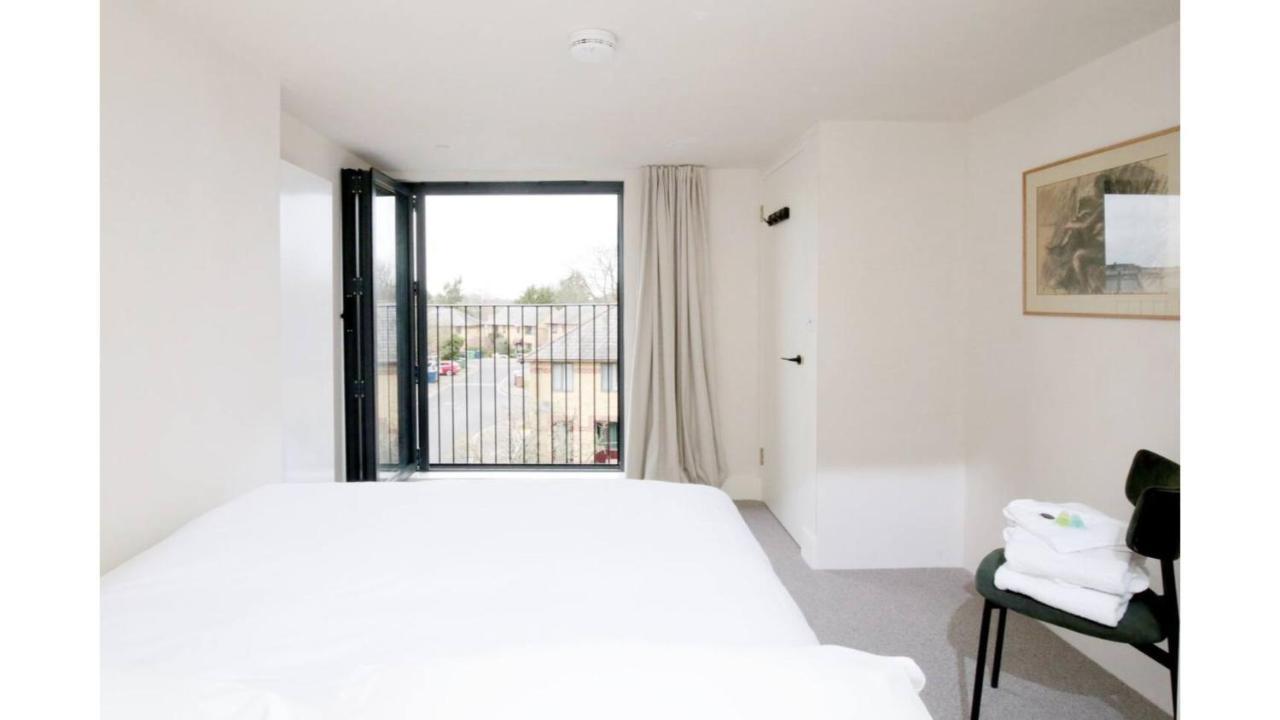 Pass The Keys Stunning, Brand New 3Br Home - Central อ็อกซ์ฟอร์ด ภายนอก รูปภาพ